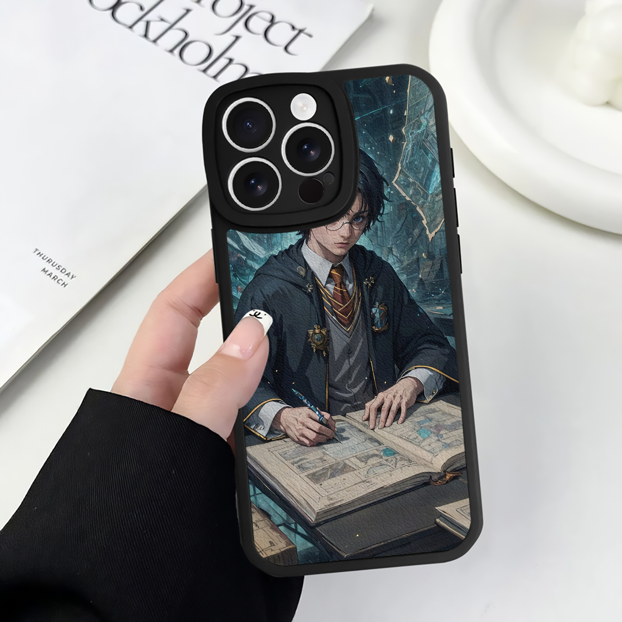 （画像用） Harry Potter ハリー・ポッターシリーズ 【iPhone 16シリーズ対応】シリコンスマホケース（レザー調） 材質：シリコン